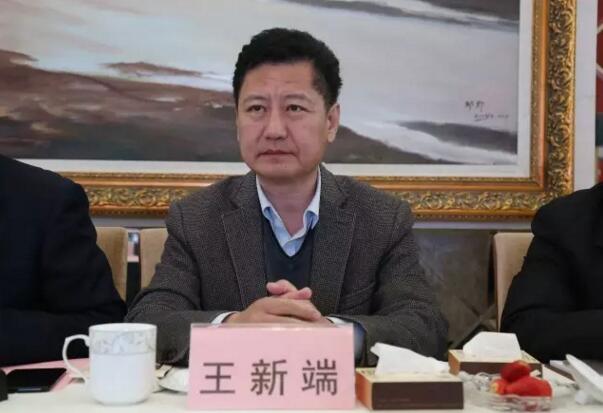 王宗继会长主持临沂市中小企业协会金融对策座谈会