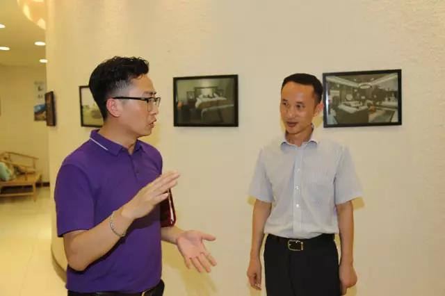 苏州人社局调研团考察隆力奇