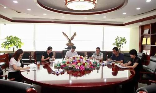 湖南商务厅副厅长肖彬一行莅临绿之韵考察