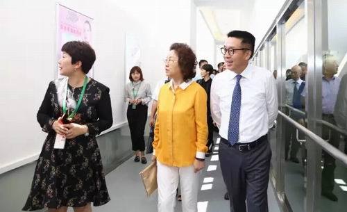 国家工商总局企业工作督查调研组到绿叶调研