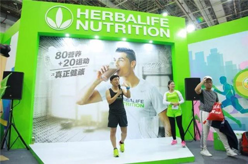 闪耀2018中国马拉松博览会,与康宝莱一起绽放健康新活力!