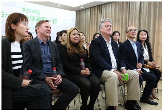 高管团队亲临市场一线,西施故里喜迎自然阳光