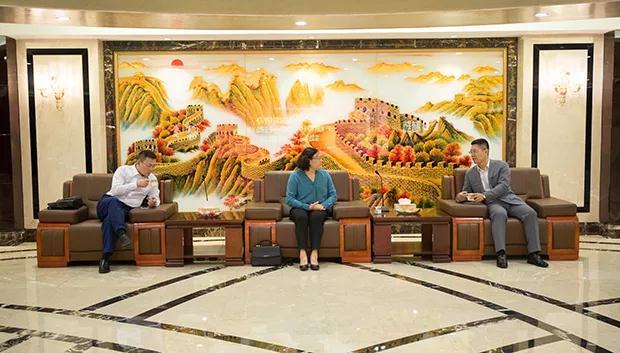国务院侨办于建明司长赞金日专注健康产业潜力无限
