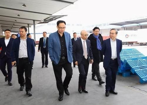 浙江省台州市人民政府副秘书长视察指导绿叶