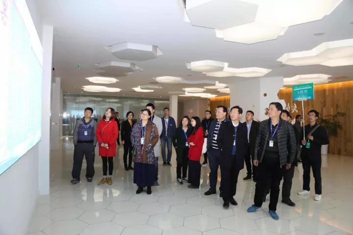 联合国世界旅游组织考察团考察隆力奇养生小镇