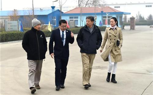 武警总部卫生部原部长参观海之圣生产基地