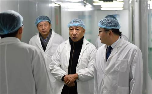 武警总部卫生部原部长参观海之圣生产基地