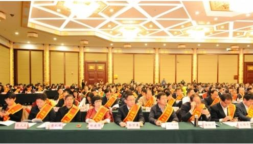 完美郑建华:获奖仅是开始 前进步伐越加坚定