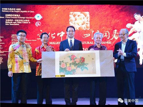 完美紧跟“一带一路” 促进中外文化交流盘点
