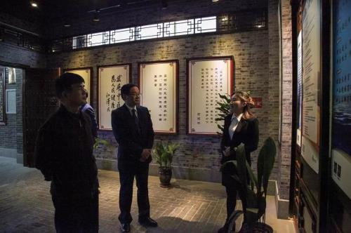 上海市工商行政管理局薛国富一行调研春芝堂