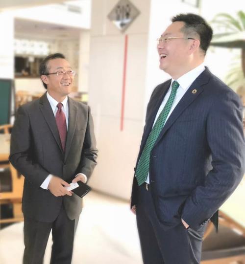 意尔康老总_意尔康老总老婆照片