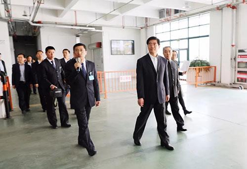 威海市委常委,副市长、党组副书记临安然参观