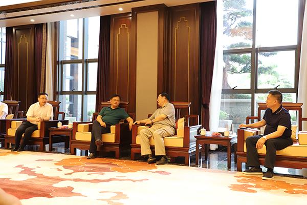 中国工程院院士陈宗懋一行莅临万隆黑茶产业园